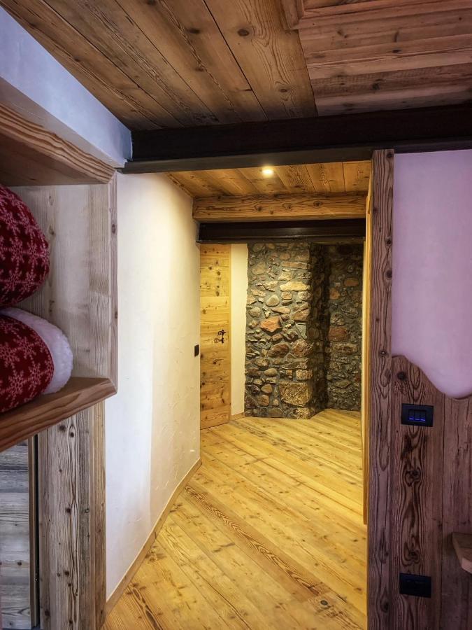 Bed and Breakfast Grizzly Haus & Frosch Restaurant - Teritoria Varena Exterior foto